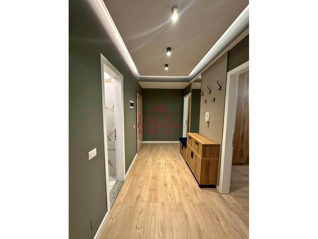 Gallery 01