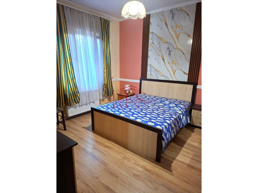 Gallery 01