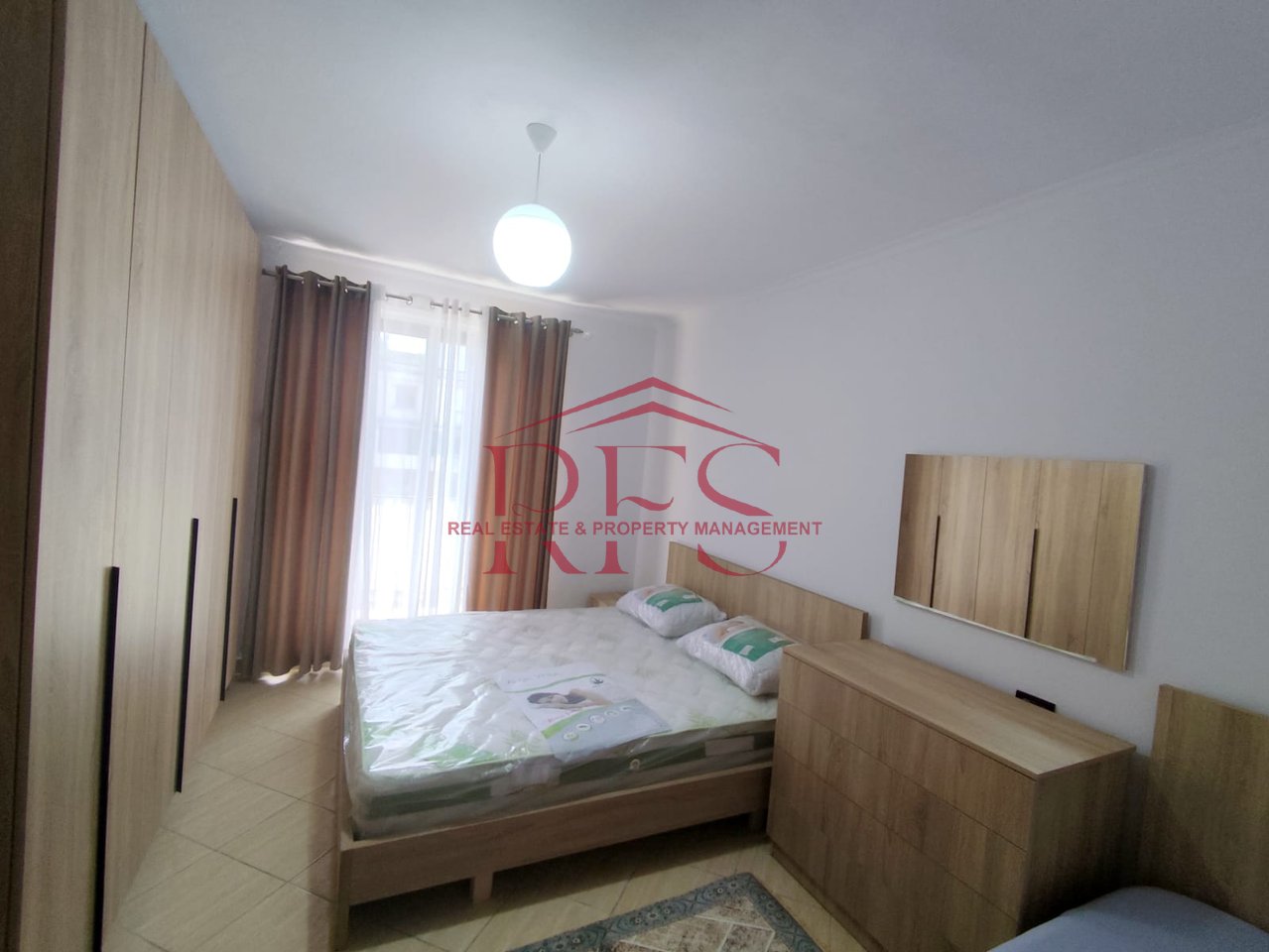 🏡 Appartamento 1+1 in Affitto per 40.000 Leke/mese – Di fronte alla Scuola "Bajram Curri"