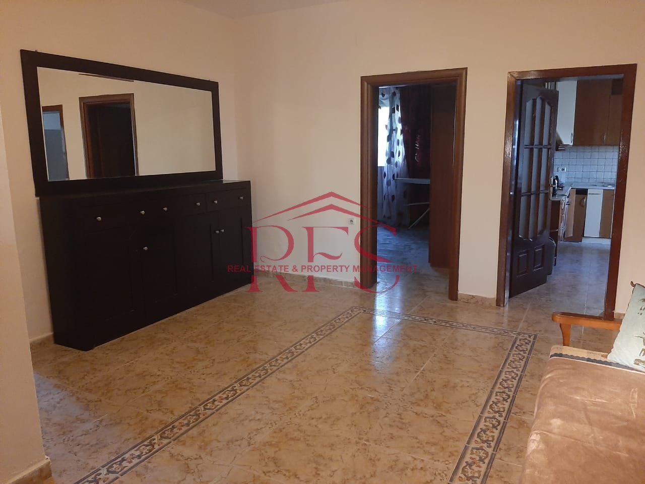 Jepet  Apartament 2+1 me Qera në Qytet Student me Cmim 450 €uro,
