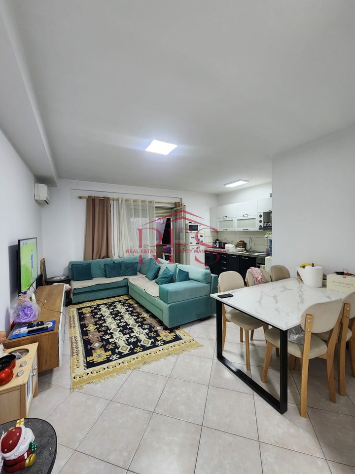 Apartment 1+1 for sale at Old Park, Kavaja Street near Report Tv New Building with Elevator
