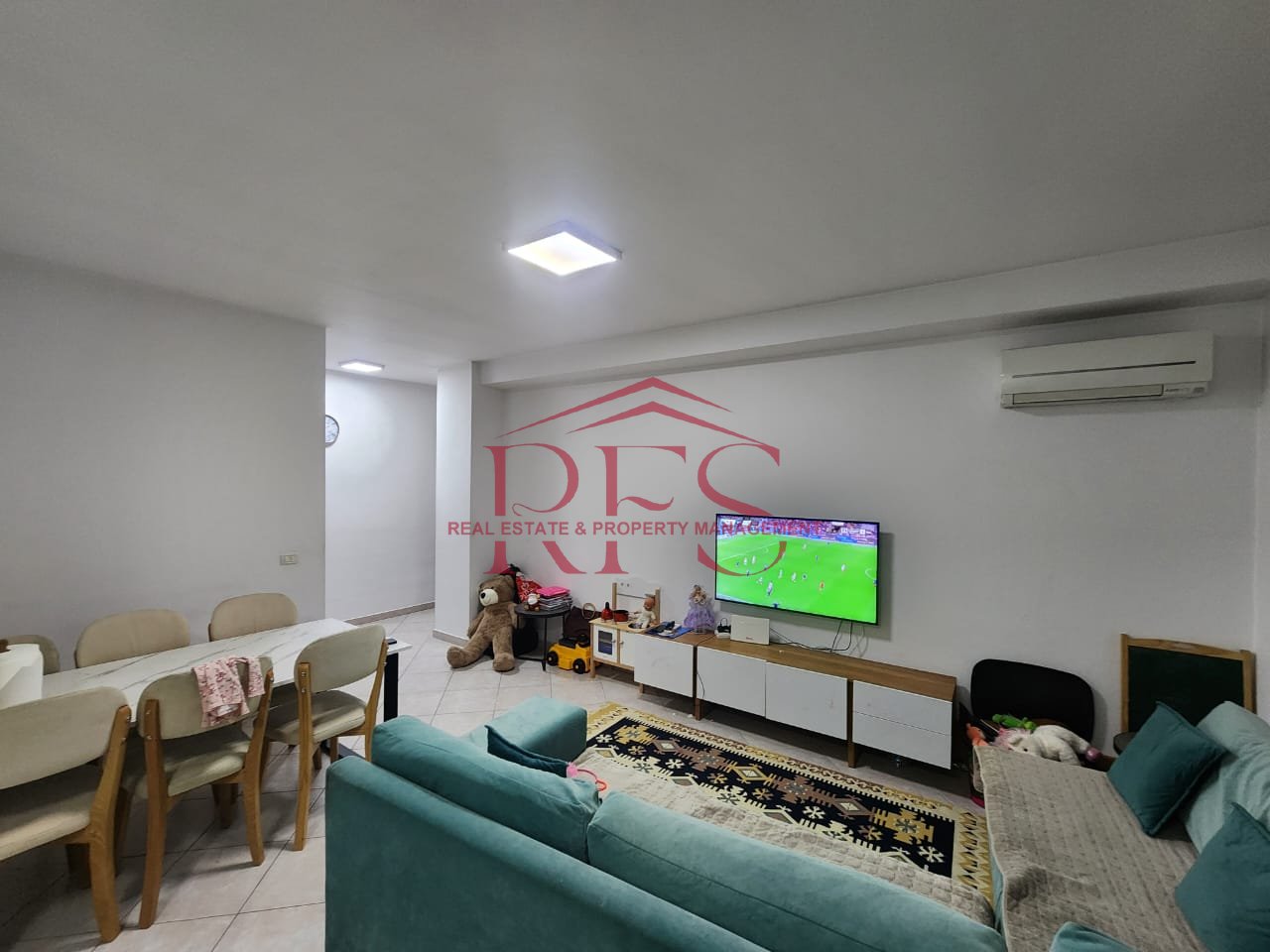 Apartment 1+1 for sale at Old Park, Kavaja Street near Report Tv New Building with Elevator