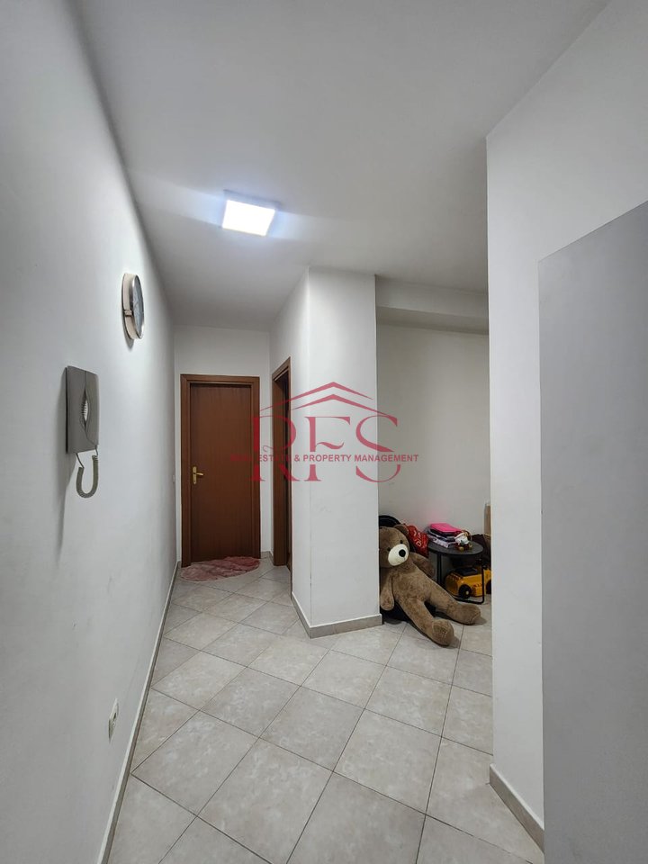 Apartment 1+1 for sale at Old Park, Kavaja Street near Report Tv New Building with Elevator