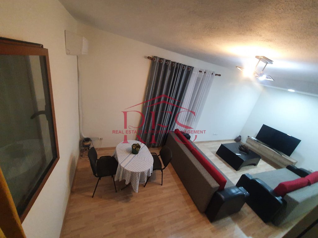Gallery 01