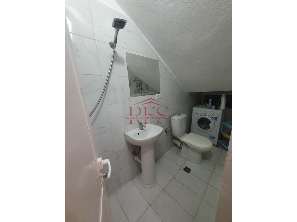 Gallery 01