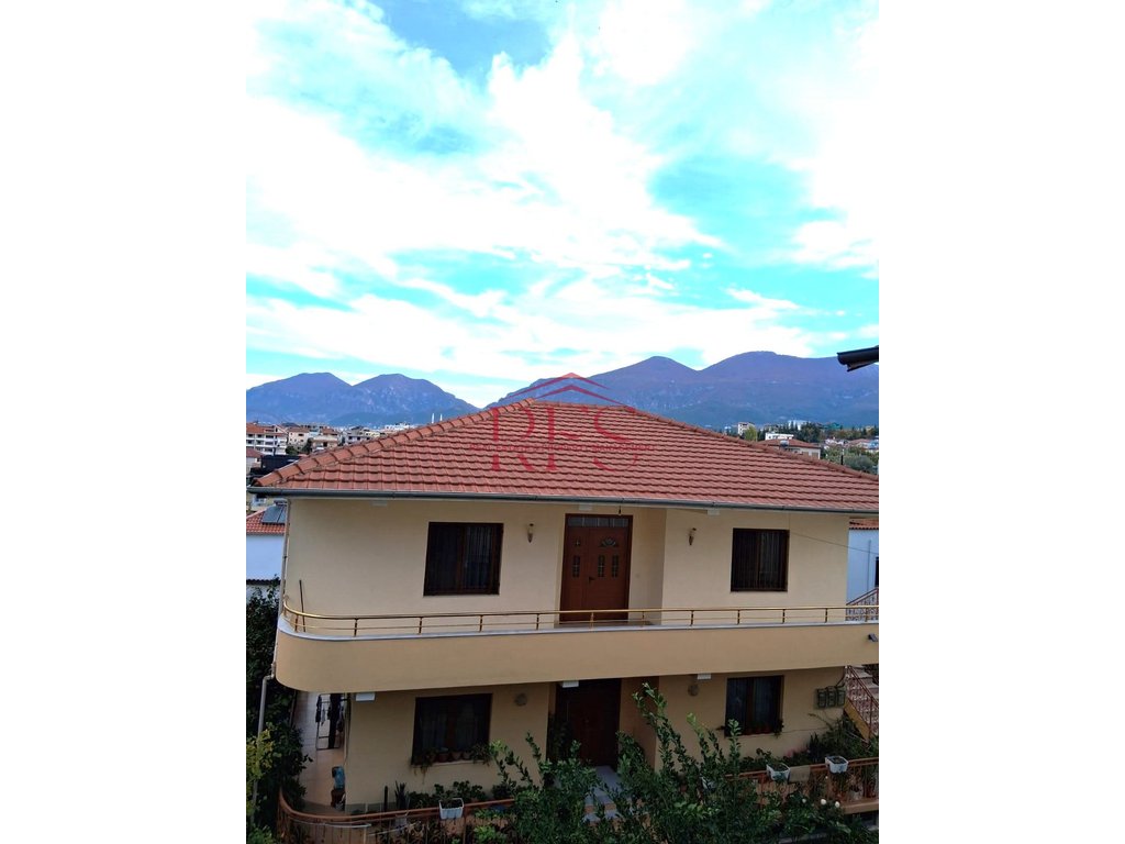 Gallery 01