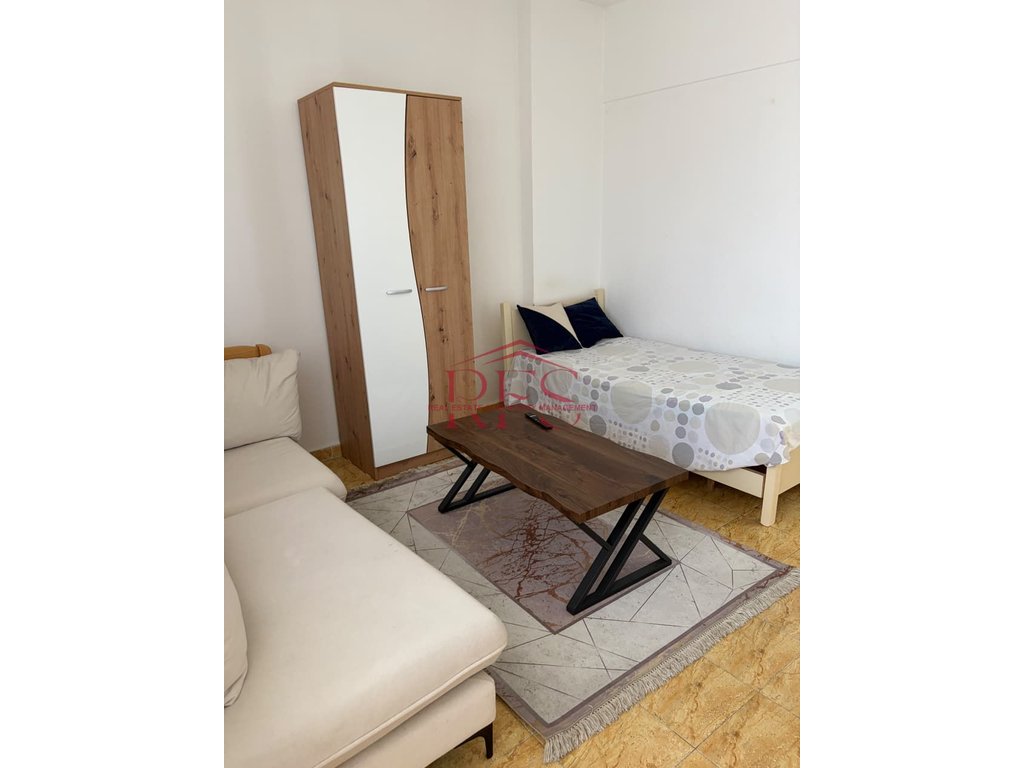 Gallery 01