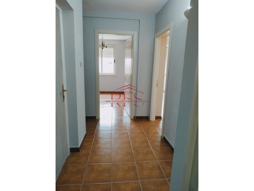 Gallery 01