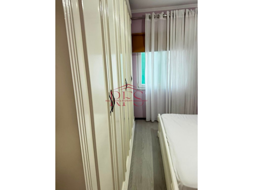 Gallery 01