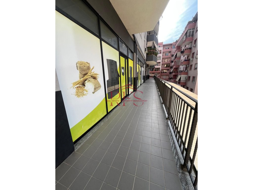 Gallery 01