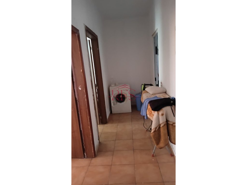 Gallery 01