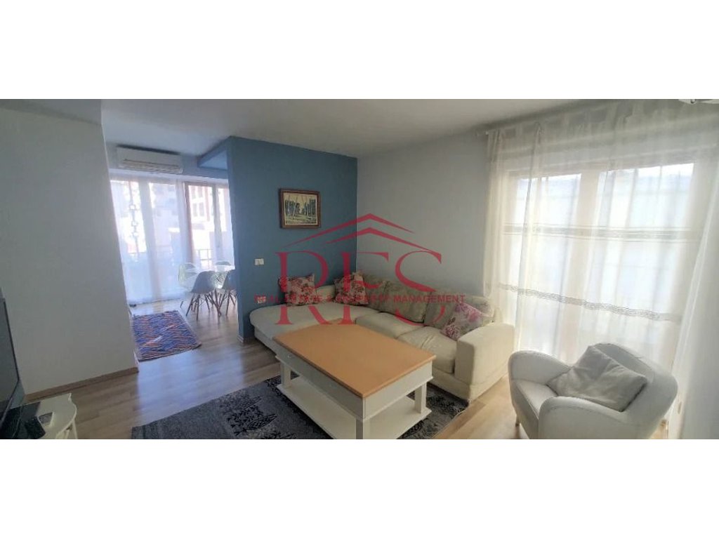 Gallery 01
