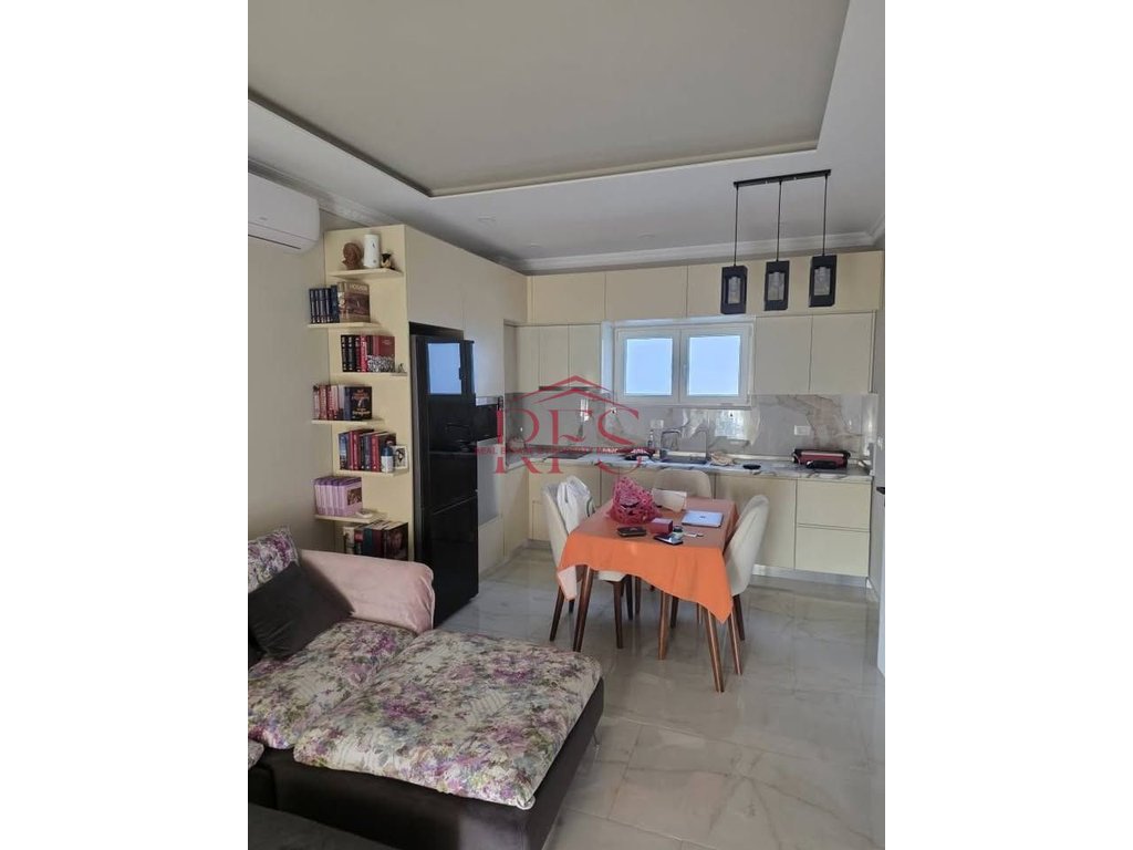 Gallery 01