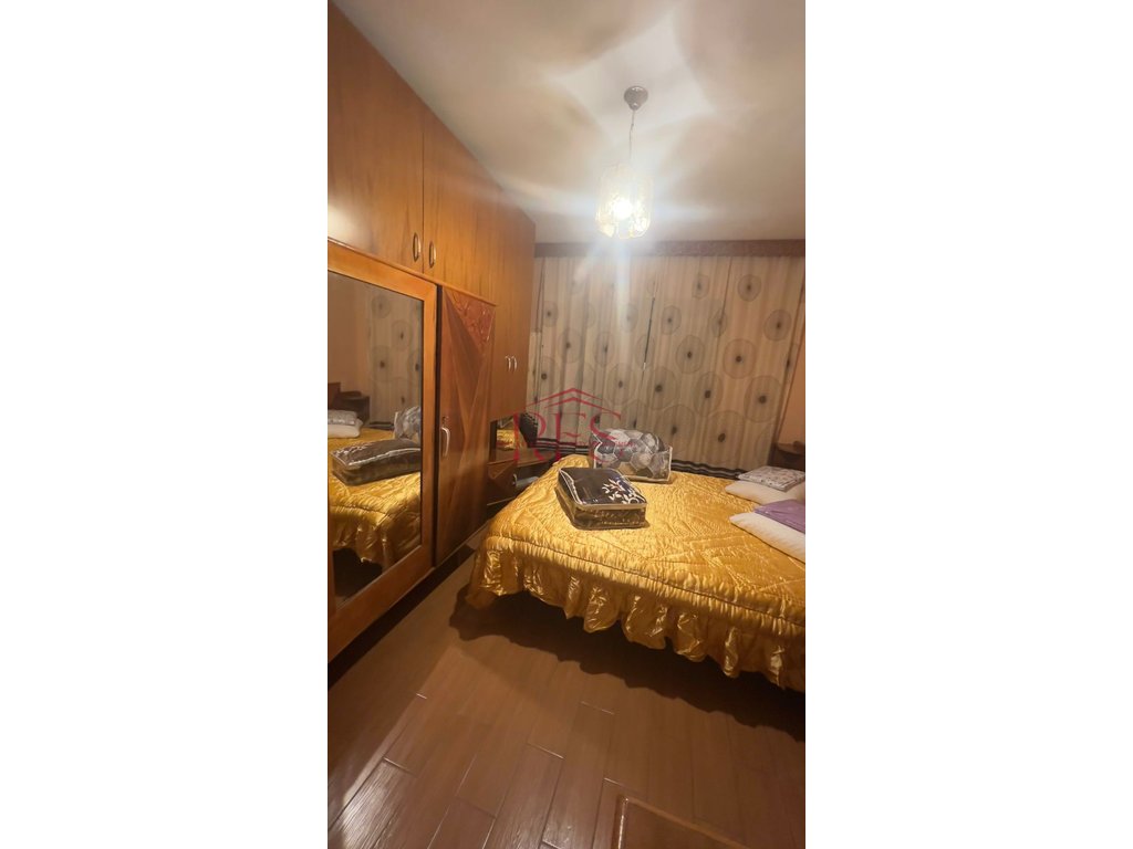 Gallery 01