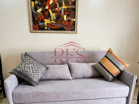 Jepet me Qera Apartament 1+1📍 Ne hyrje te Rruges se Ambasadave tek Rruga e Kavajes, 550 mije leke