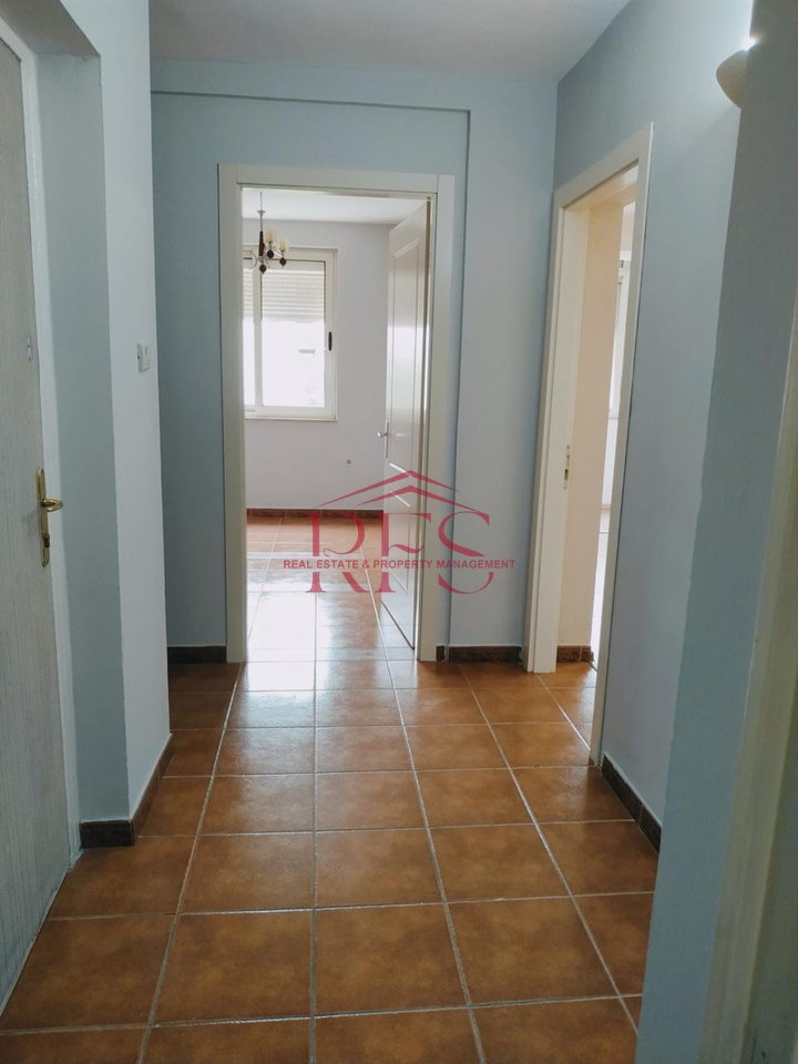 🏡 APPARTAMENTO 1+1 CON BALCONE E DEPOSITO IN AFFITTO A 21 DHJETORI