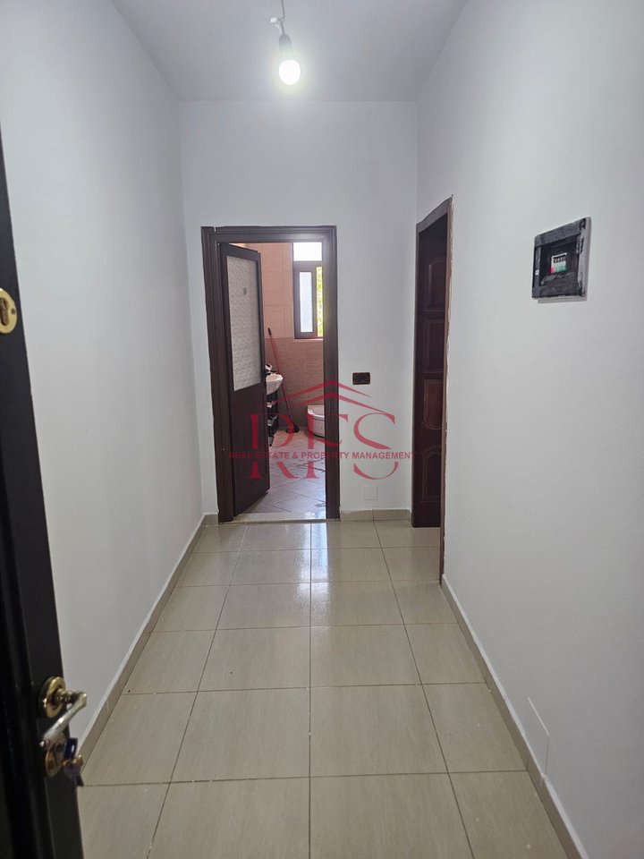 🏡 JEPET ME QERA APARTAMENT 1+1 NE 5 MAJI 📍 Te Concord Center, 500 Euro