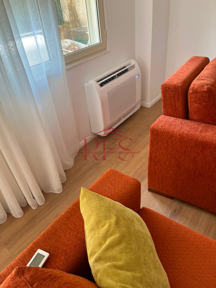 🏠 New entrance 1+1 for rent – Ali Demi 400€