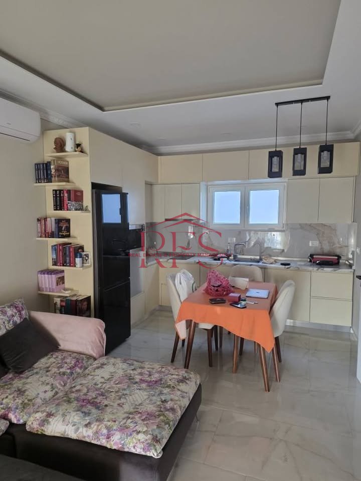🏡 In affitto 1+1 – Vicino all'Ospedale Americano 2 | 65.000 LEK/Mese 📍