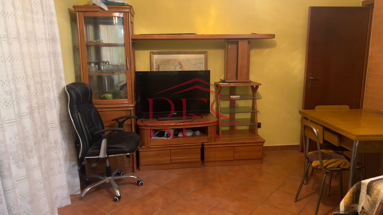 🏡 Jepet apartament me qera 2+1 te Ministria e Jashtme afer Brrylit 💵50.000L/muaji