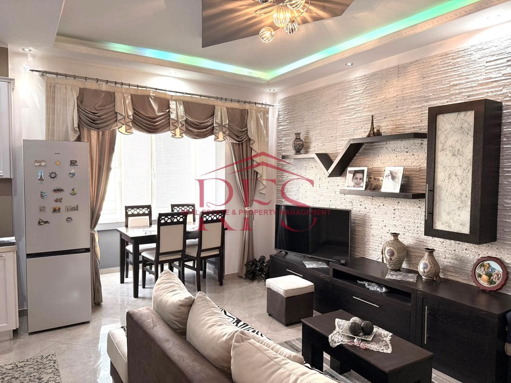 Gallery 01