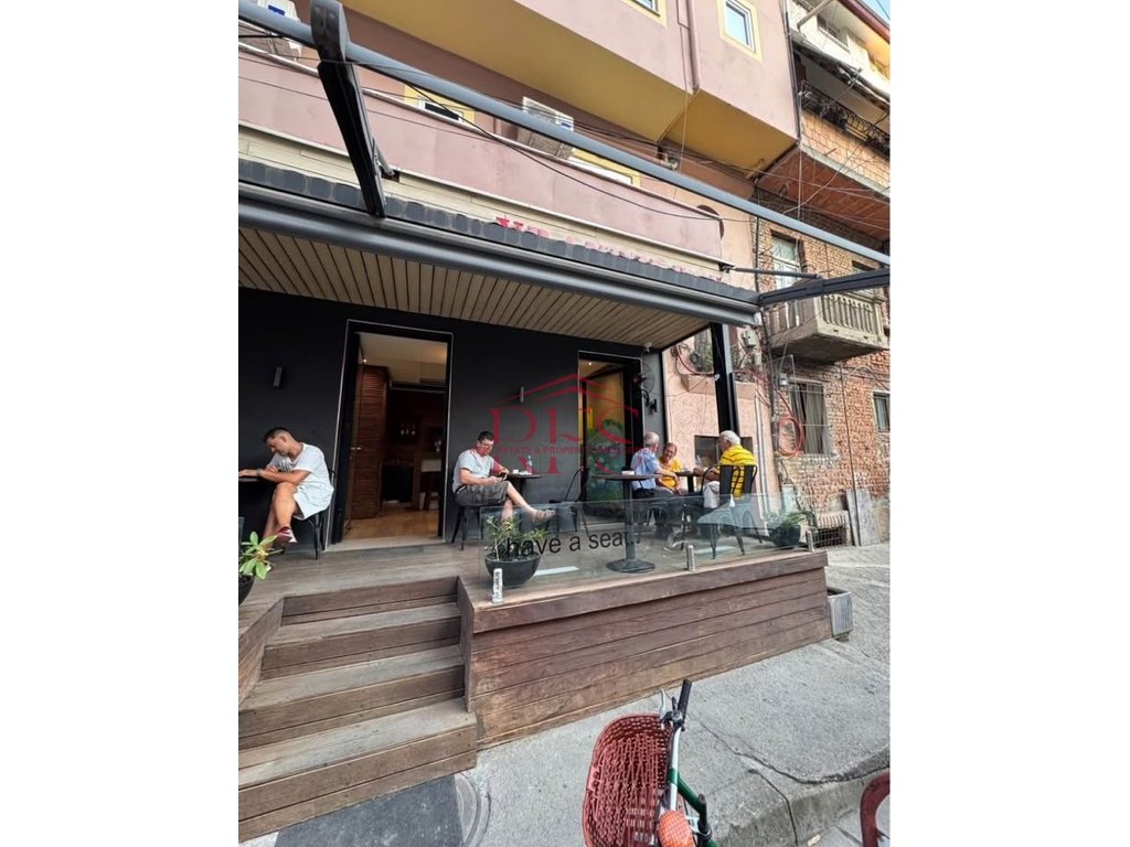 Gallery 01