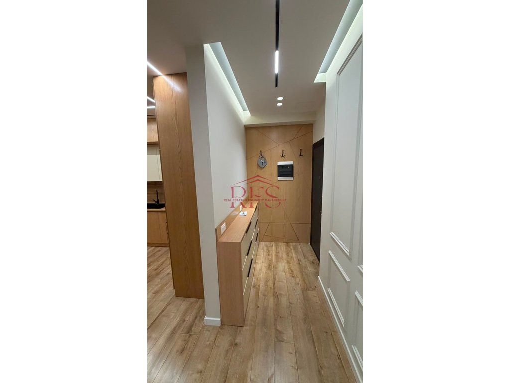 Gallery 01