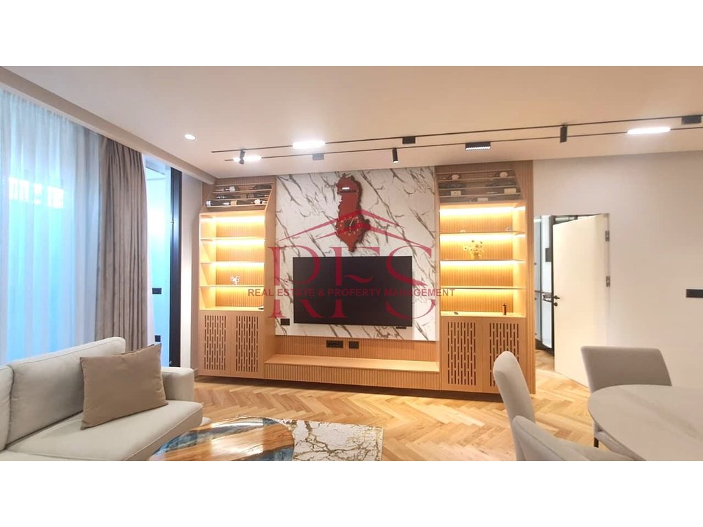 Gallery 01