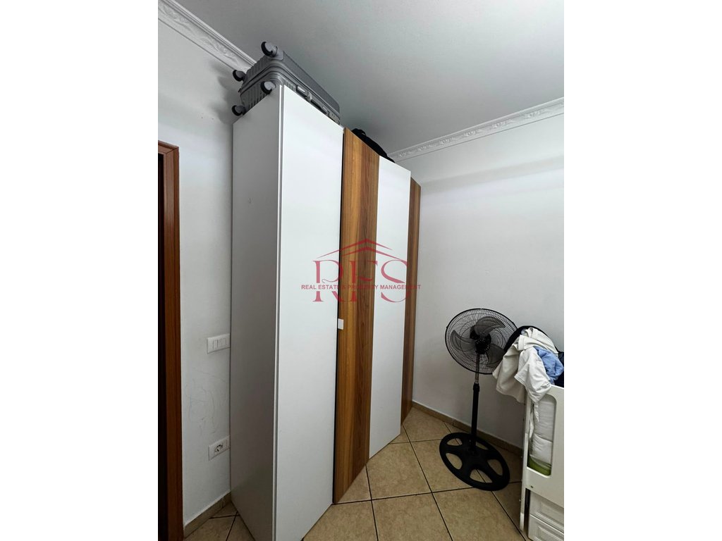 Gallery 01