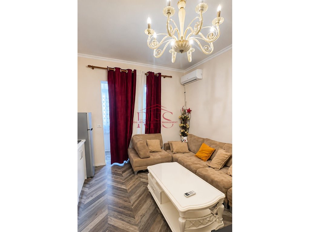 Gallery 01