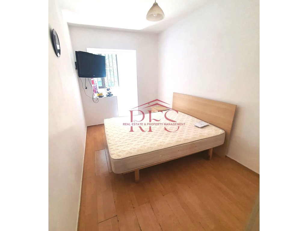 Gallery 01