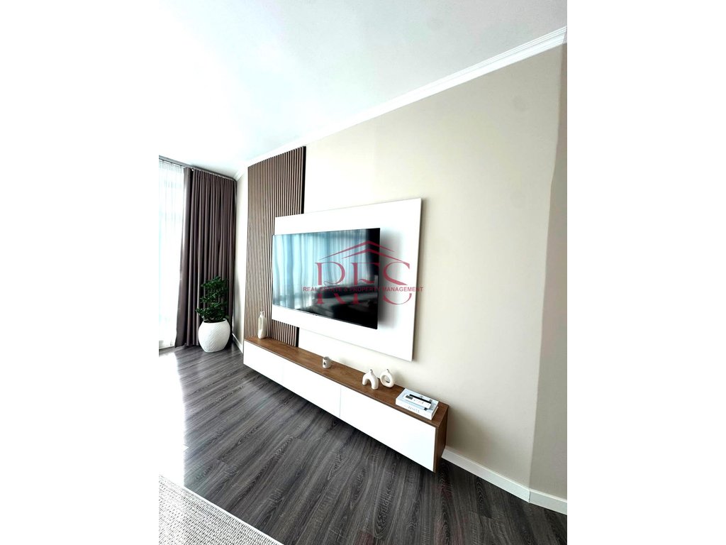 Gallery 01