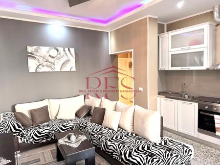  JEPET APARTAMENT 2+1 ME QERA TEK RRUGA BARDHYL NE QENDER TE TIRANËS