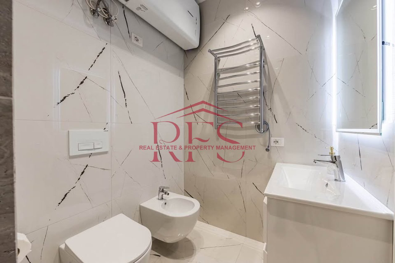 🏡 JEPET ME QERA SUPER APARTAMENT 2+1 + 🅿️ tek📍 Bulevardi i Ri, pranë SPAK-ut, Tiranë, 800 MIJE LEKE