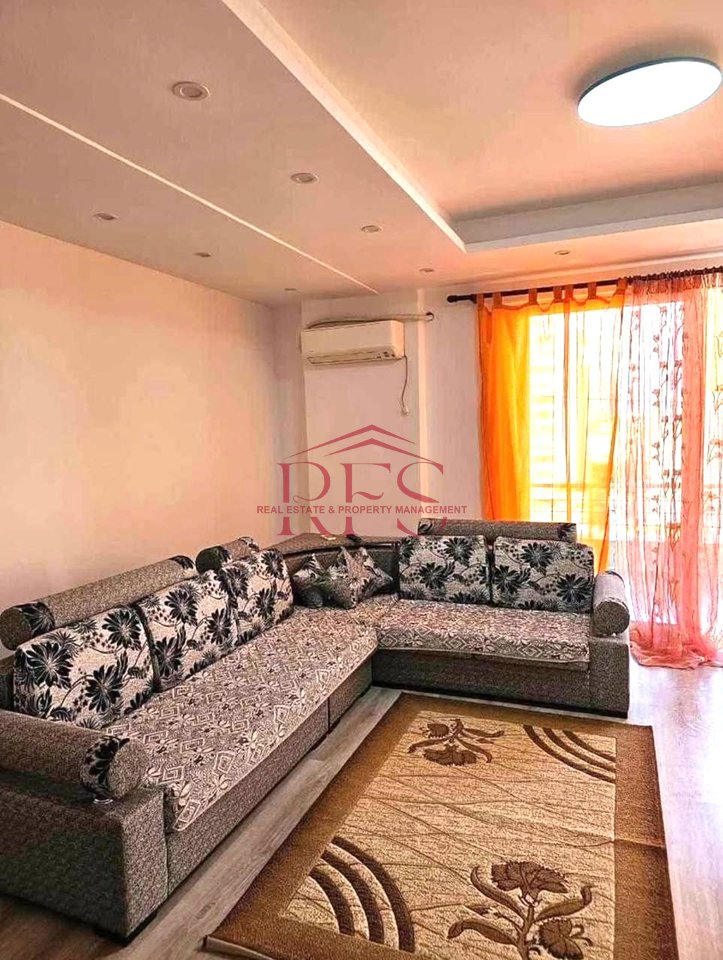 🏡 Jepet me Qera Apartament 2+1 ne Laprake prane Universitetit “Zoja e Keshillit te Mire”, 550 mije leke