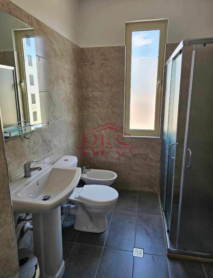 🏡 Jepet me Qera Apartament 2+1 ne Laprake prane Universitetit “Zoja e Keshillit te Mire”, 550 mije leke