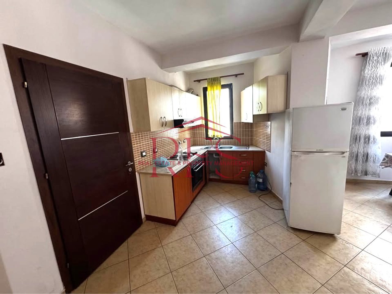 🏡 JEPET ME QERA HYRJE  2+1 TEK  VILAT GJERMANE