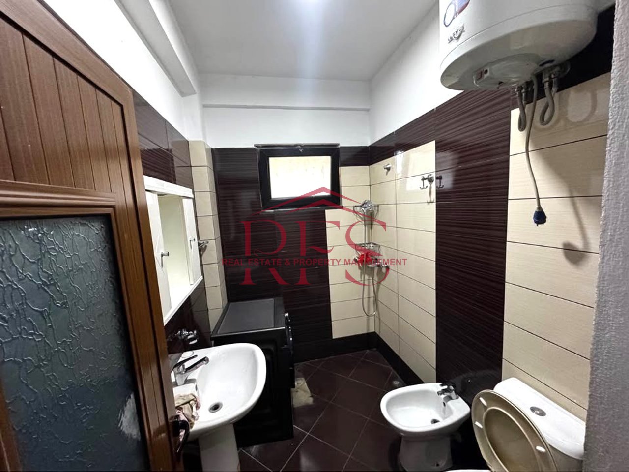 🏡 JEPET ME QERA HYRJE  2+1 TEK  VILAT GJERMANE