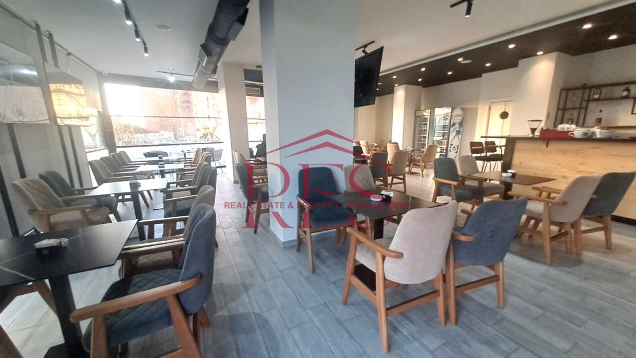 🏢 SUPER OPPORTUNITY Local for Sale at Fratari Complex in Astir, 320 THOUSAND EURO