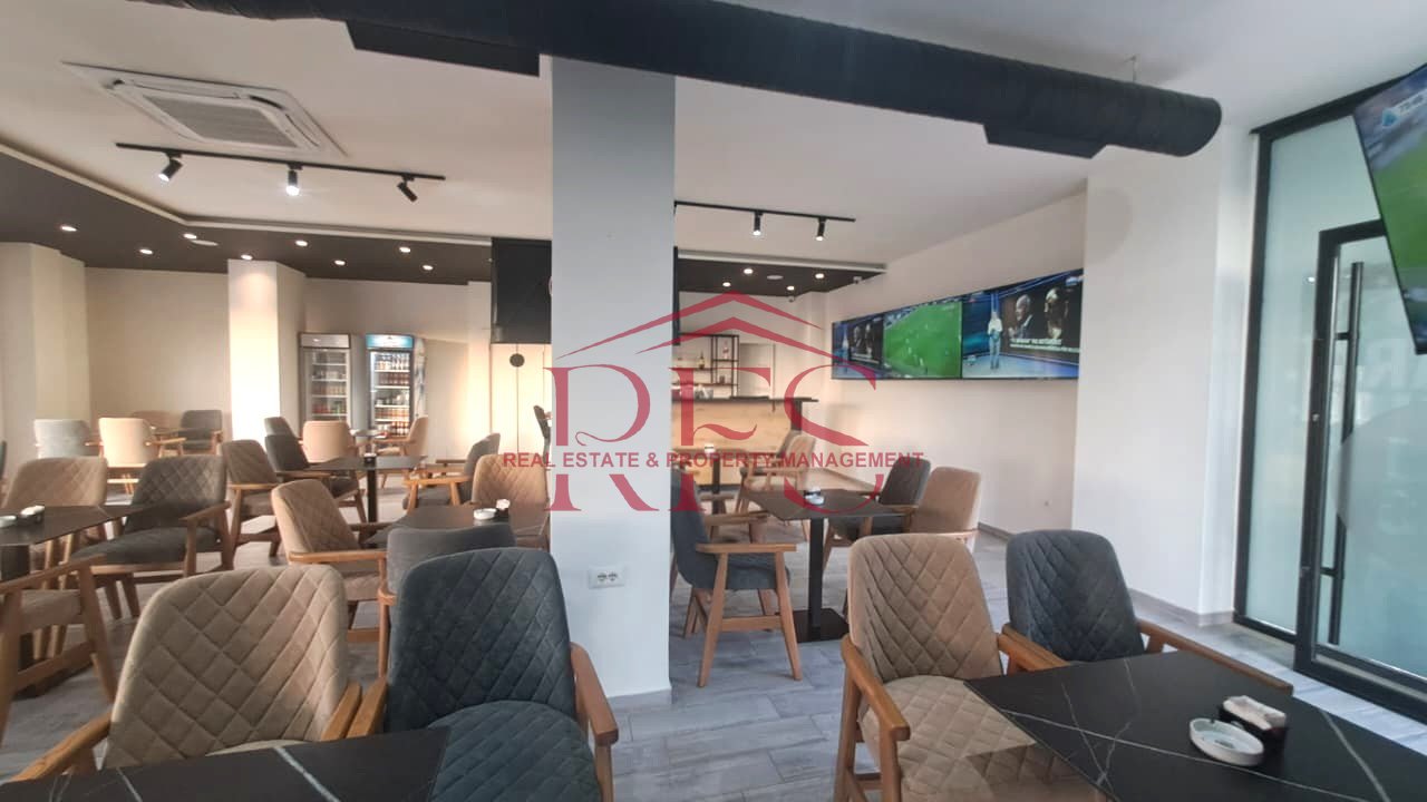 🏢 SUPER OPPORTUNITY Local for Sale at Fratari Complex in Astir, 320 THOUSAND EURO
