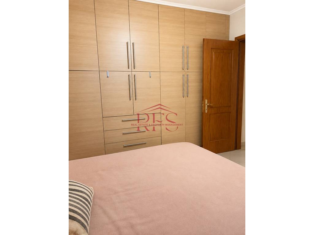 Gallery 01