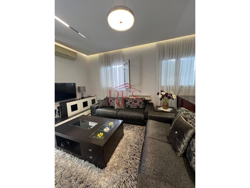 Gallery 01