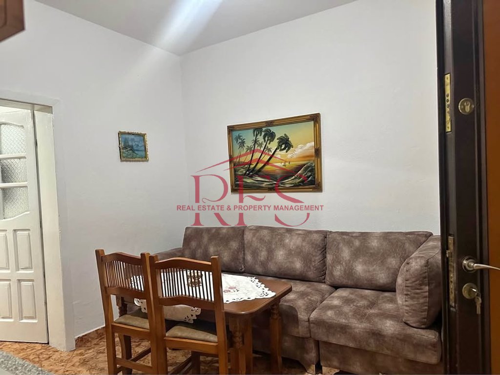 Gallery 01