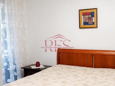 Jepet hyrje me qera 1+1 per 400 euro  Medreseja
