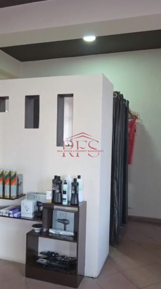 🏢✨ LOCALE COMMERCIALE IN AFFITTO IN VIA ELBASANI ✨🏢