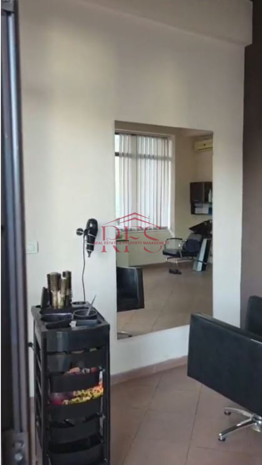 🏢✨ LOCALE COMMERCIALE IN AFFITTO IN VIA ELBASANI ✨🏢