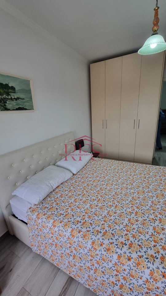 Jepet me qera apartament 1+1 në Don Bosko