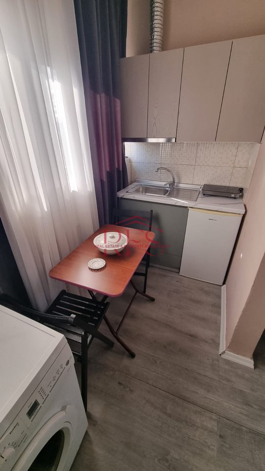 Monolocale in affitto in Via Durazzo