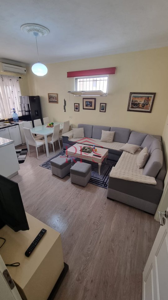 2+1 apartment for rent – Kavaja Street