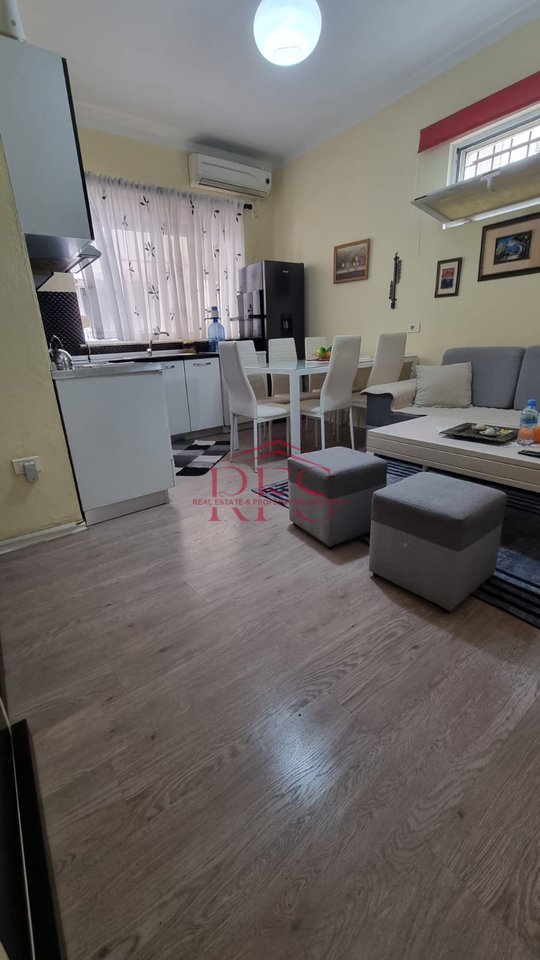 2+1 apartment for rent – Kavaja Street